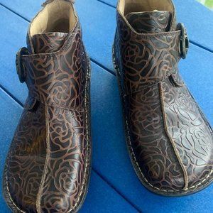 Alegria Caiti Ankle Boot Brown Tooled Leather 38